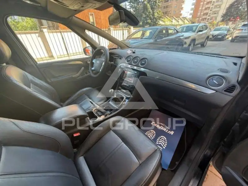 2011 Ford S-Max