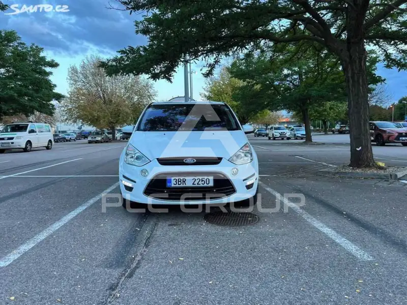 2011 Ford S-Max