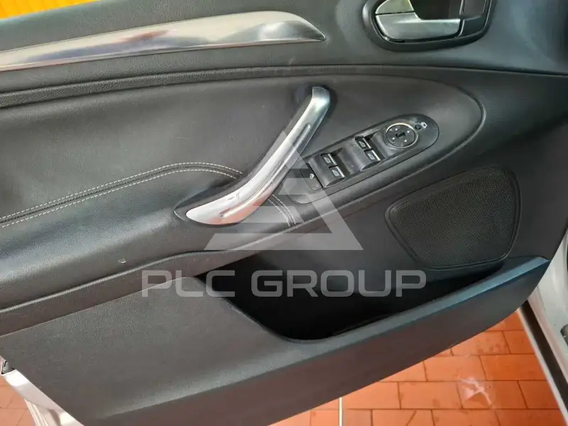 2011 Ford S-Max