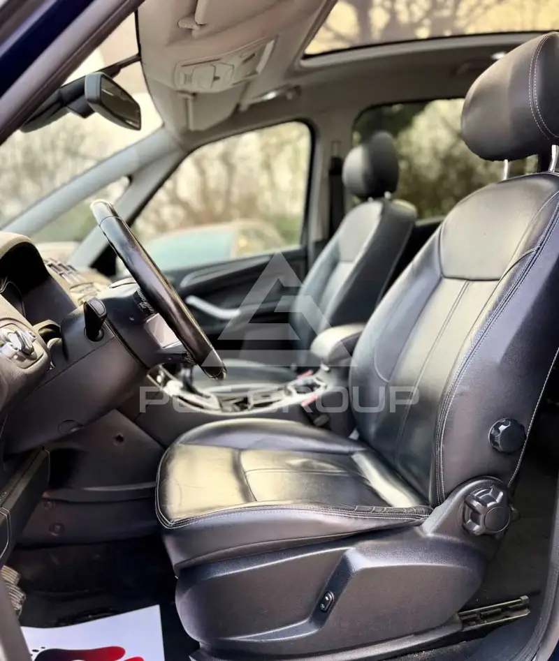 2011 Ford S-Max