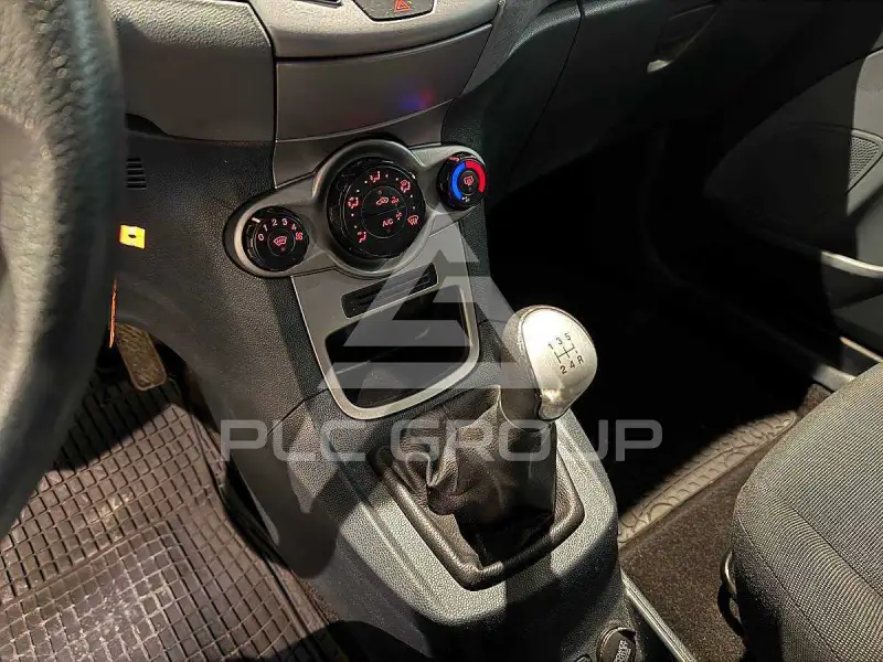 2011 Ford FIESTA