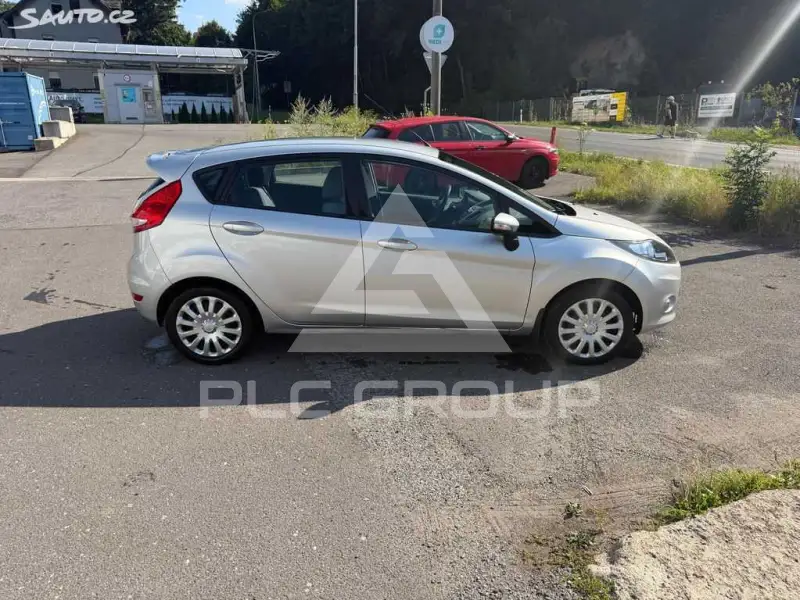 2011 Ford FIESTA