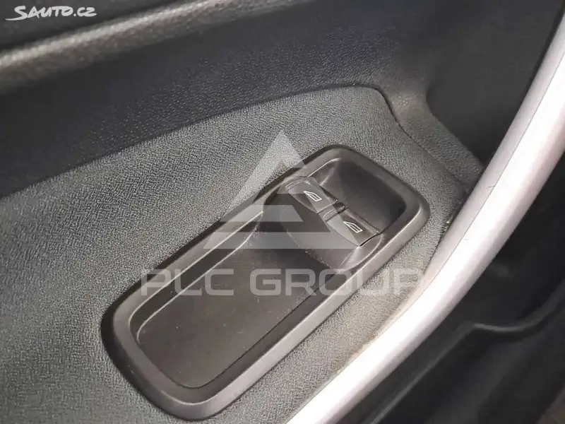 2011 Ford FIESTA