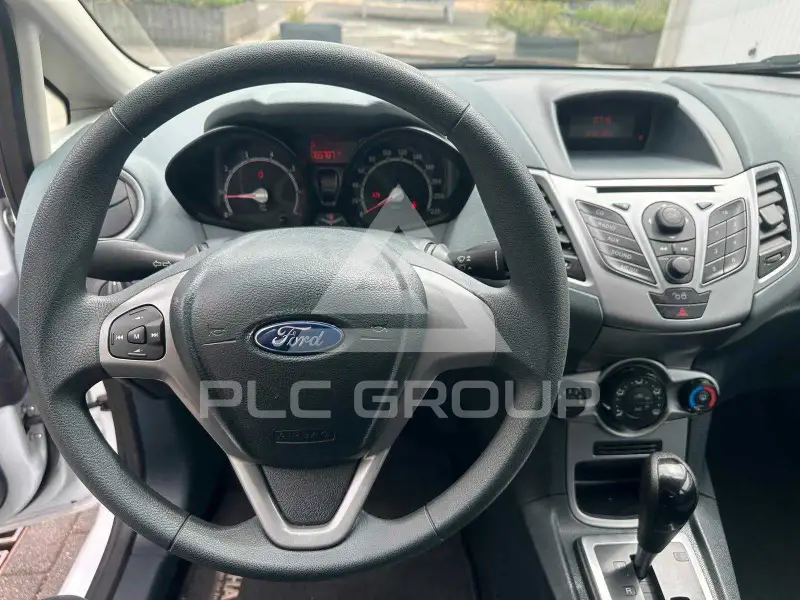 2011 Ford FIESTA