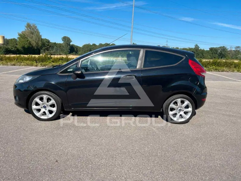 2011 Ford FIESTA