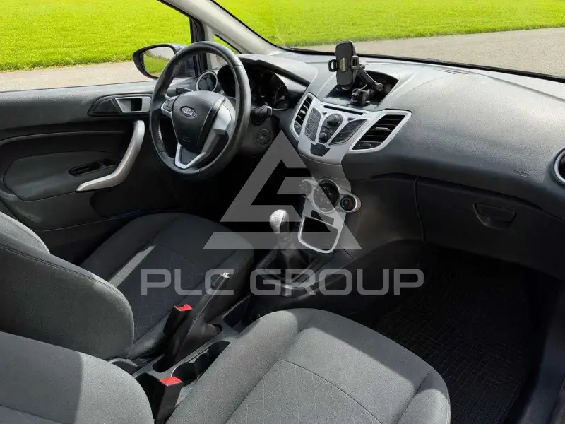 2011 Ford FIESTA