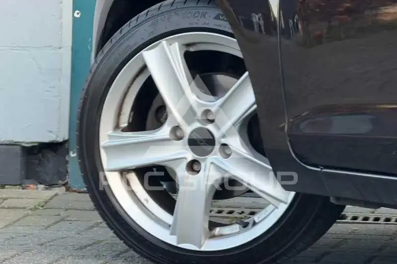 2011 Ford FIESTA