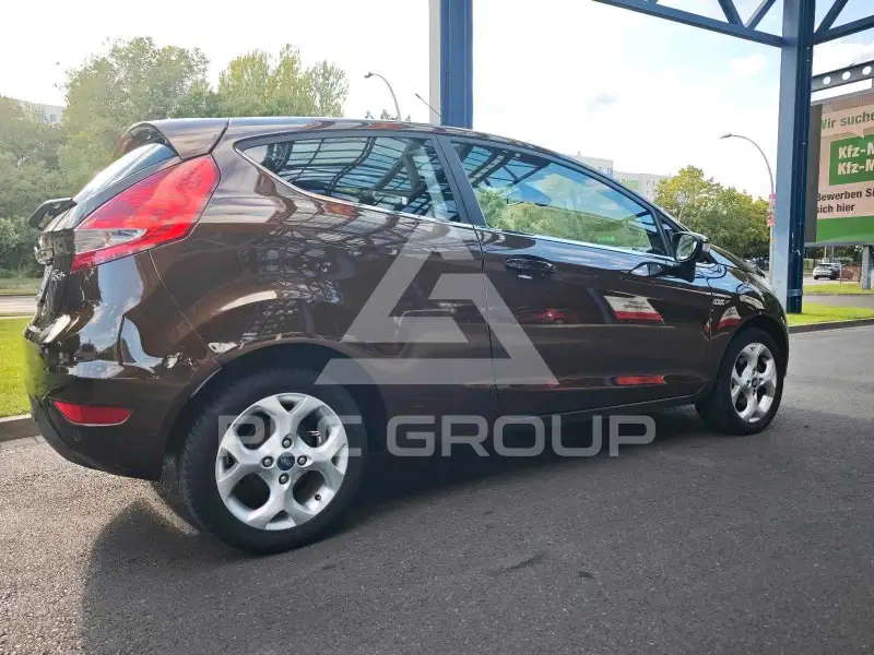 2011 Ford FIESTA