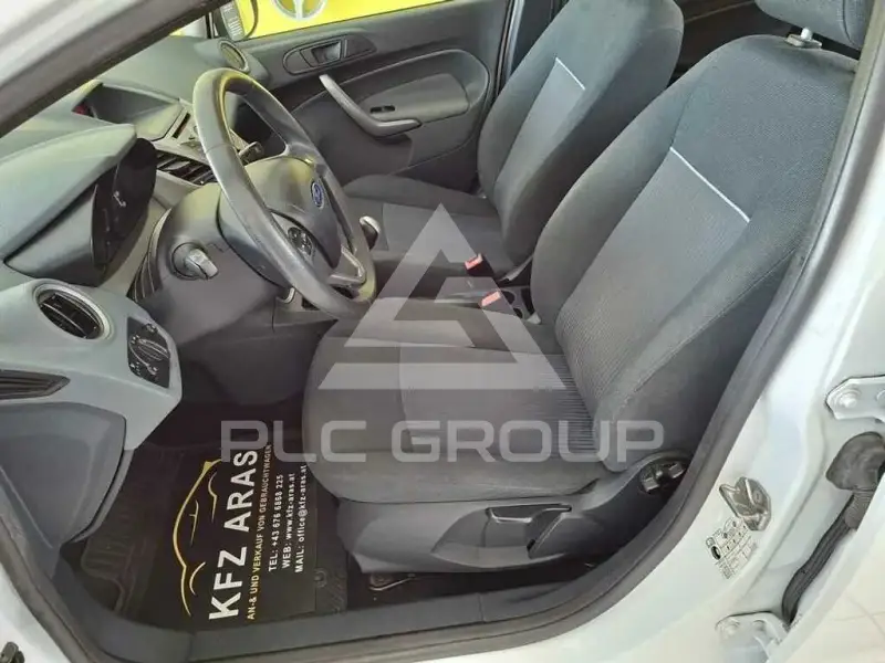 2011 Ford FIESTA