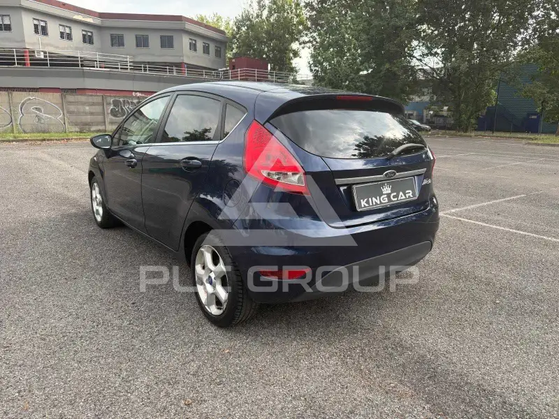 2011 Ford FIESTA