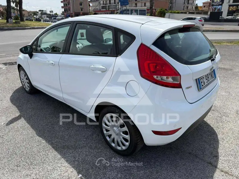 2011 Ford FIESTA
