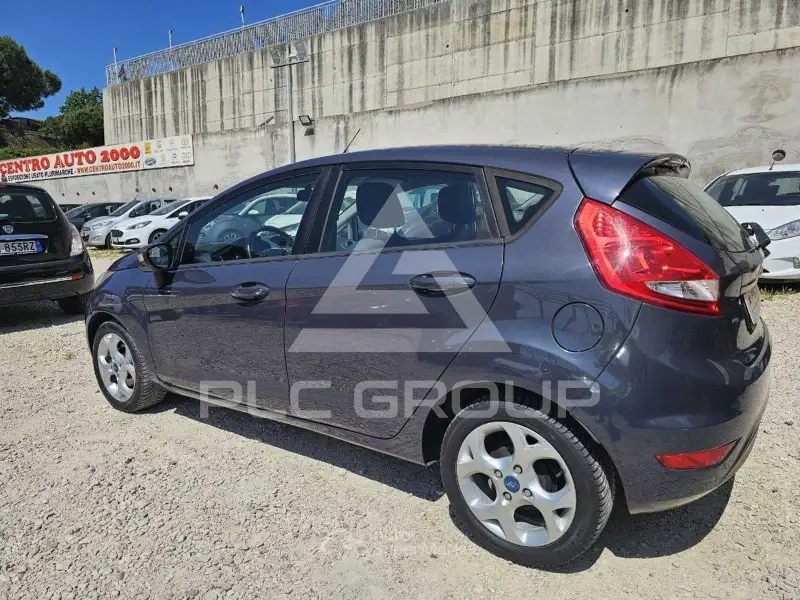 2011 Ford FIESTA