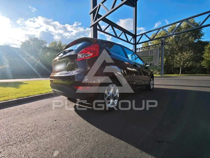 2011 Ford FIESTA