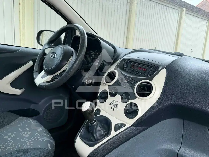 2011 Ford KA
