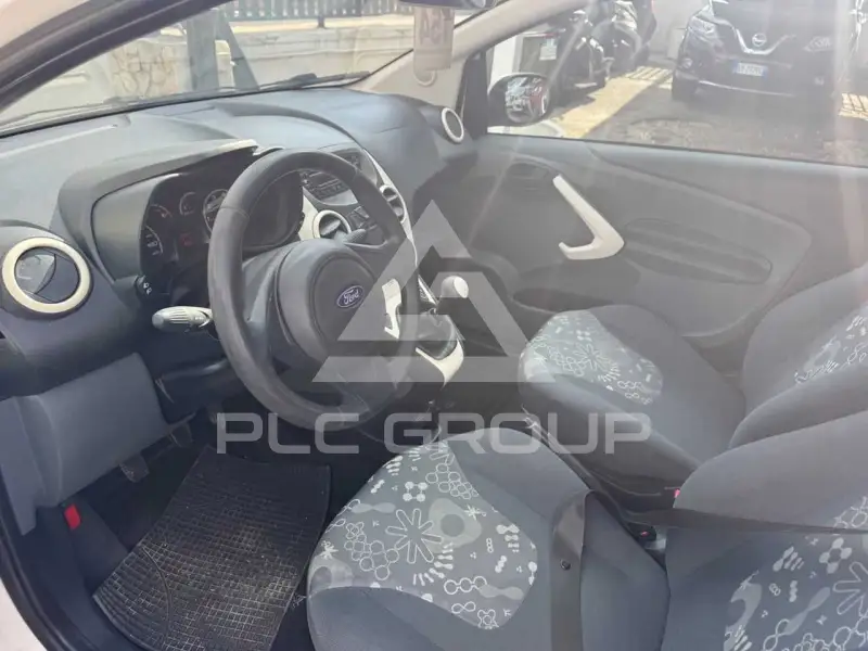 2011 Ford KA