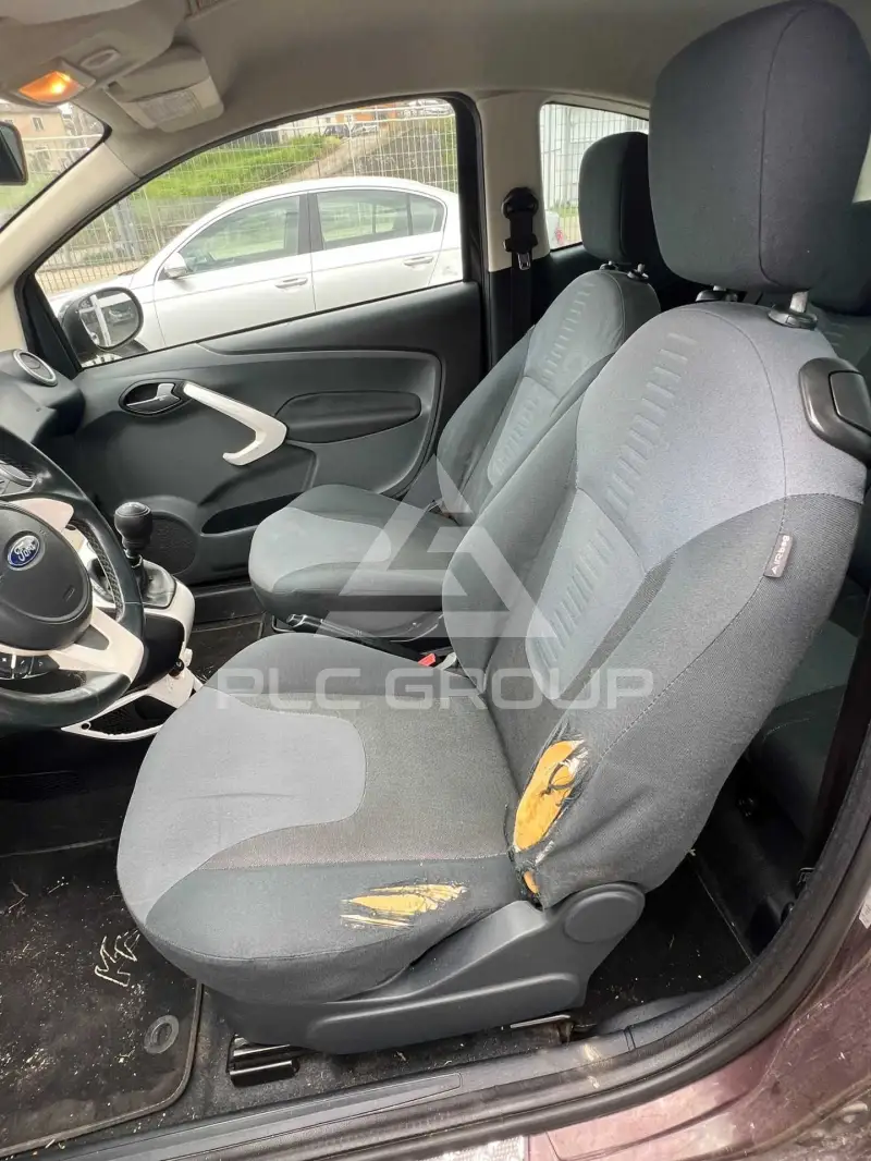 2011 Ford KA