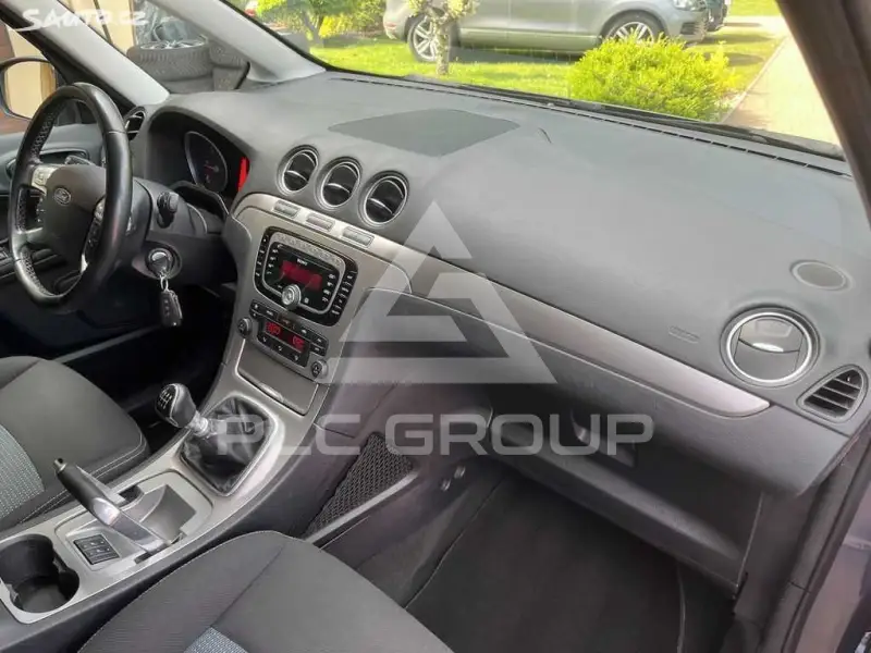 2011 Ford GALAXY