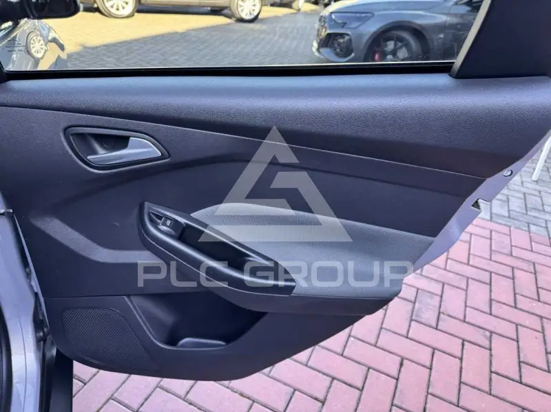 2011 Ford FOCUS