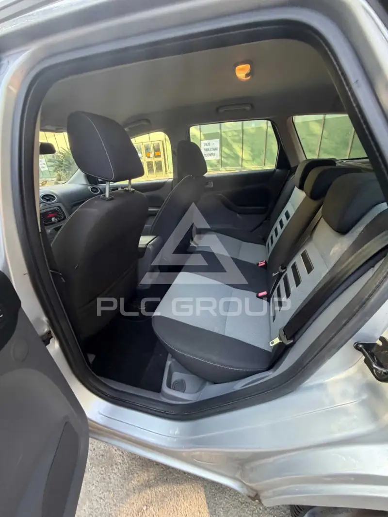 2011 Ford FOCUS