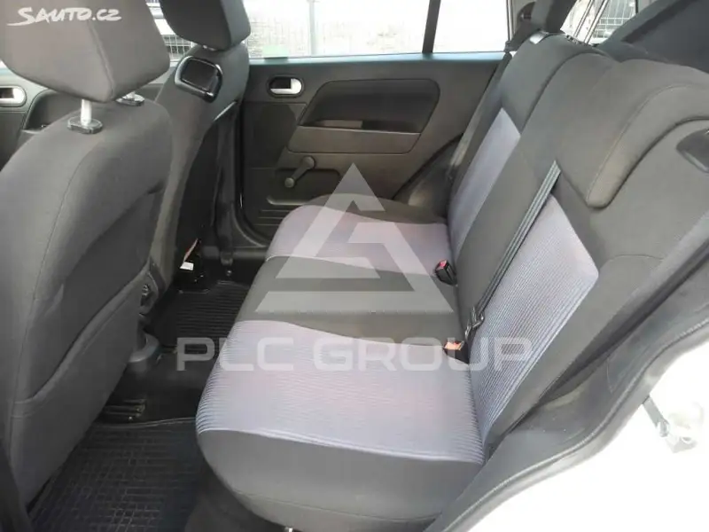 2011 Ford FUSION