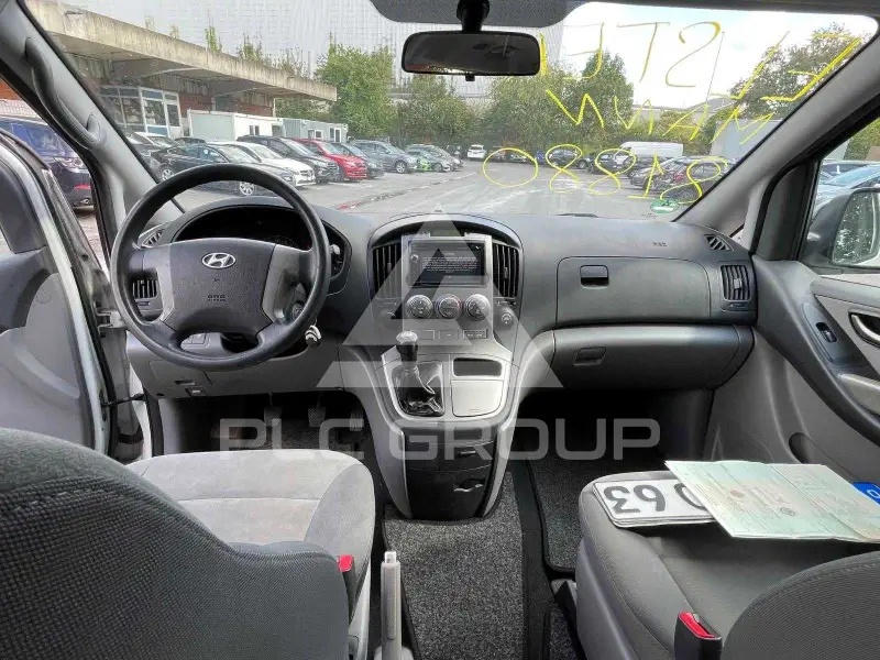2011 Hyundai H-1