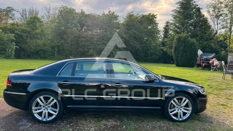 2011 Volkswagen PHAETON