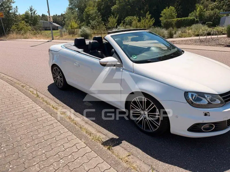 2011 Volkswagen EOS