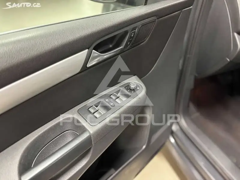 2011 Volkswagen SHARAN