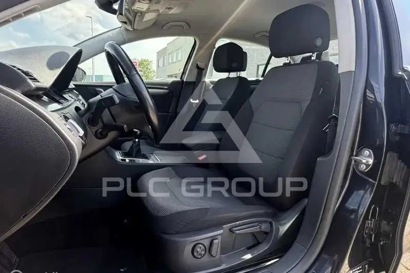 2011 Volkswagen Passat