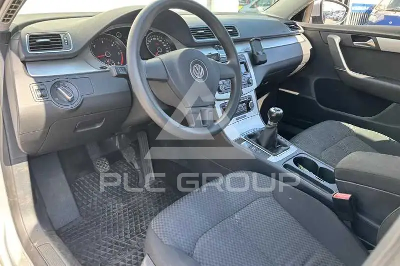 2011 Volkswagen Passat
