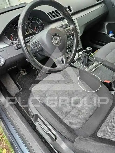 2011 Volkswagen Passat