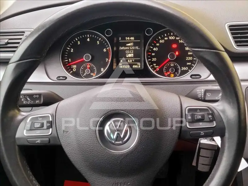 2011 Volkswagen Passat
