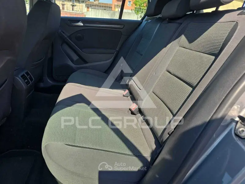 2011 Volkswagen GOLF