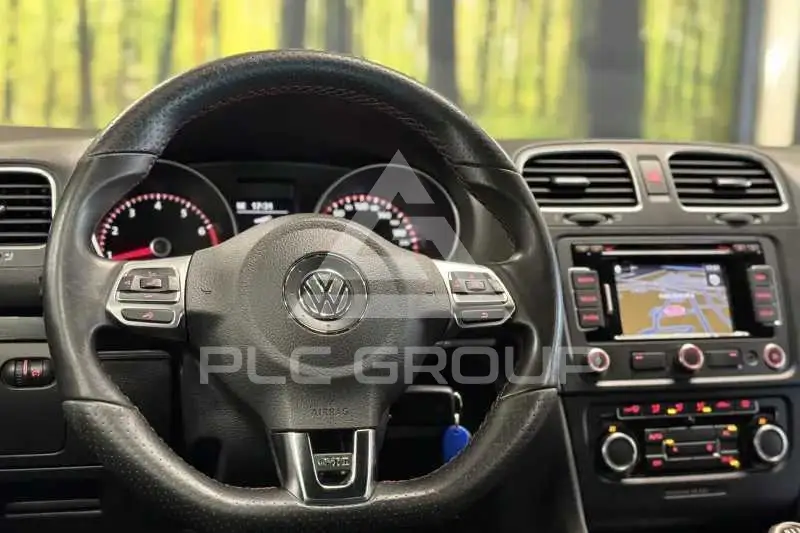 2011 Volkswagen GOLF