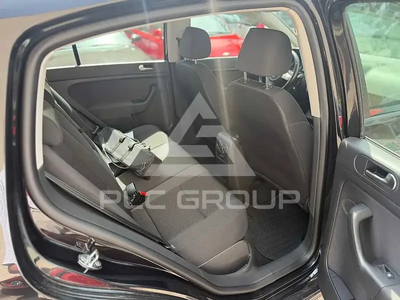 2011 Volkswagen GOLF