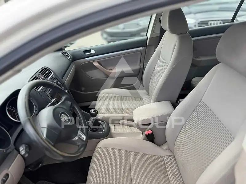 2011 Volkswagen GOLF