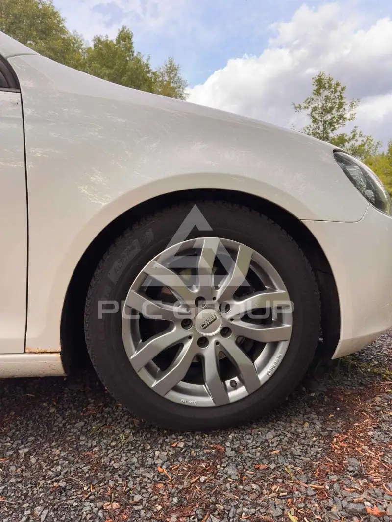 2011 Volkswagen GOLF