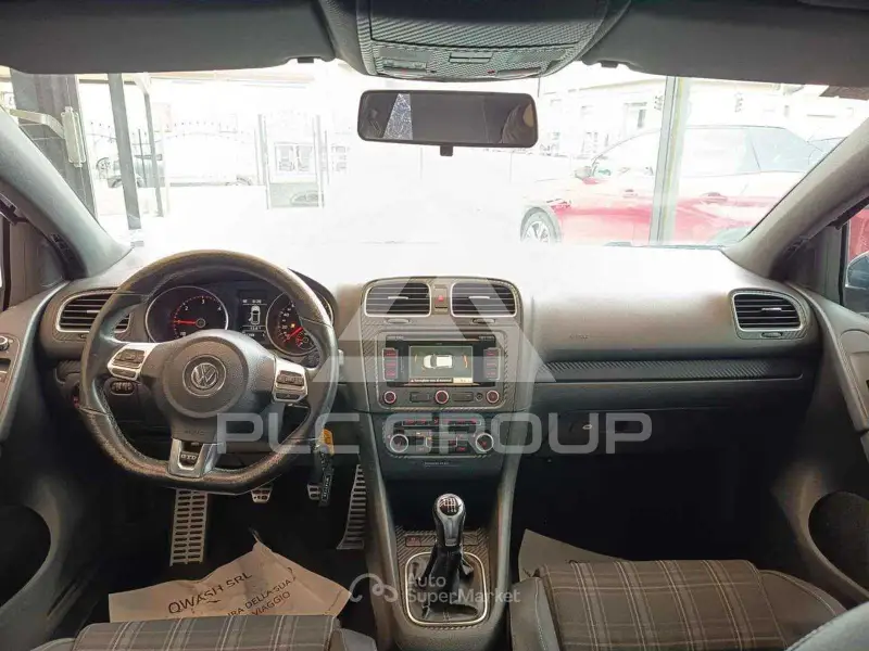 2011 Volkswagen GOLF
