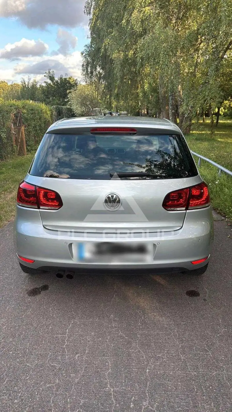 2011 Volkswagen GOLF