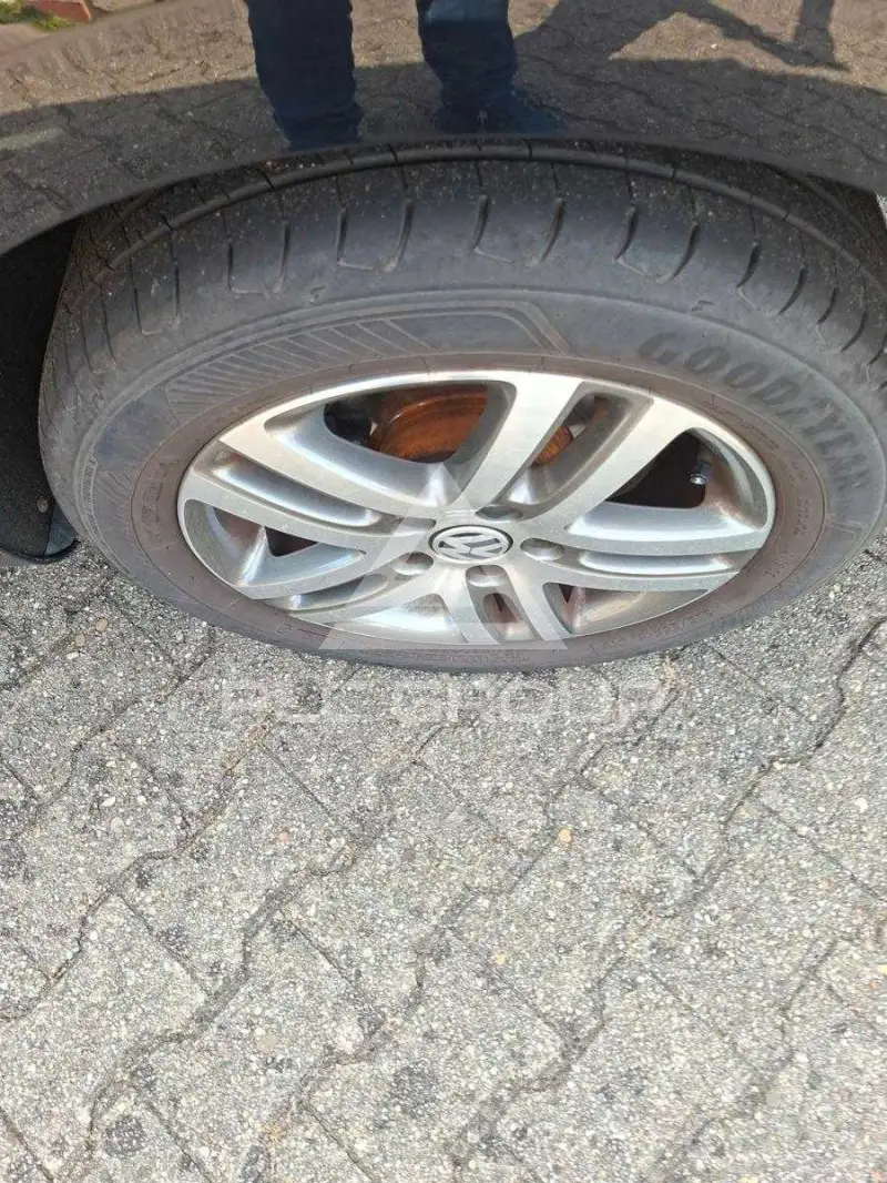 2011 Volkswagen GOLF