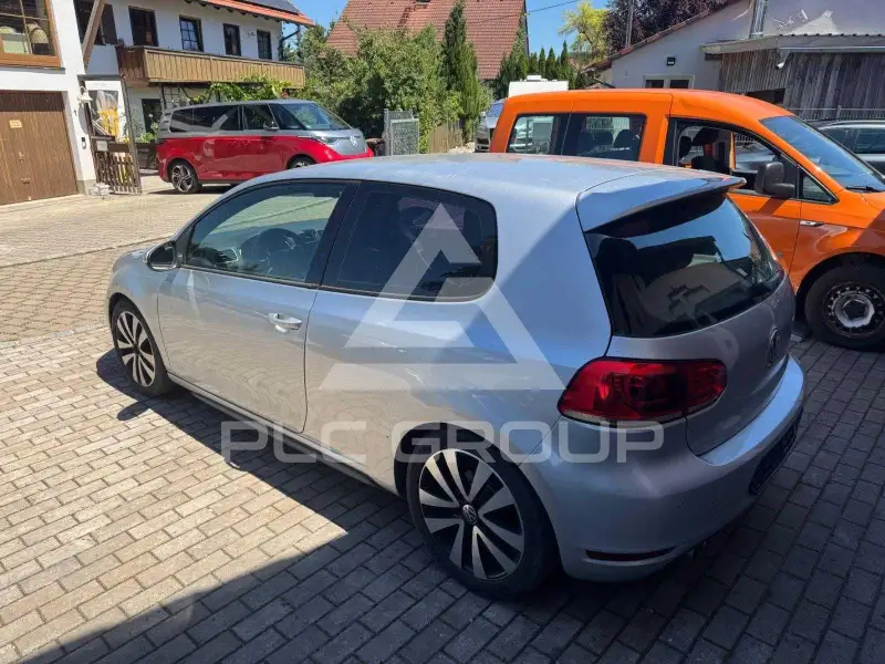 2011 Volkswagen GOLF