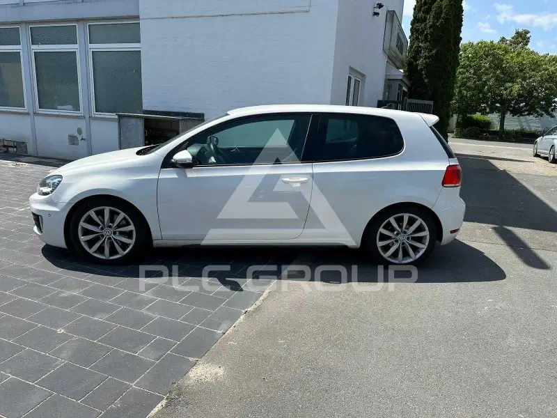 2011 Volkswagen GOLF