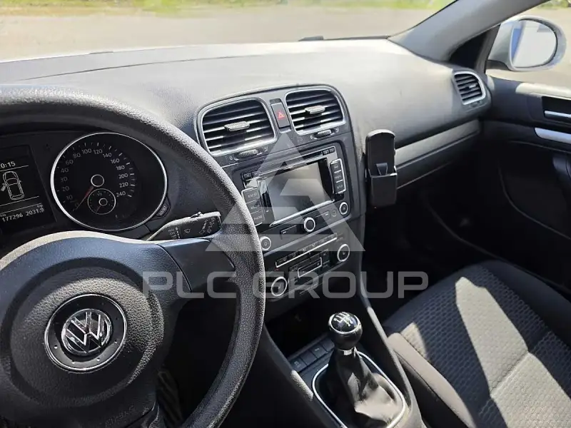2011 Volkswagen GOLF