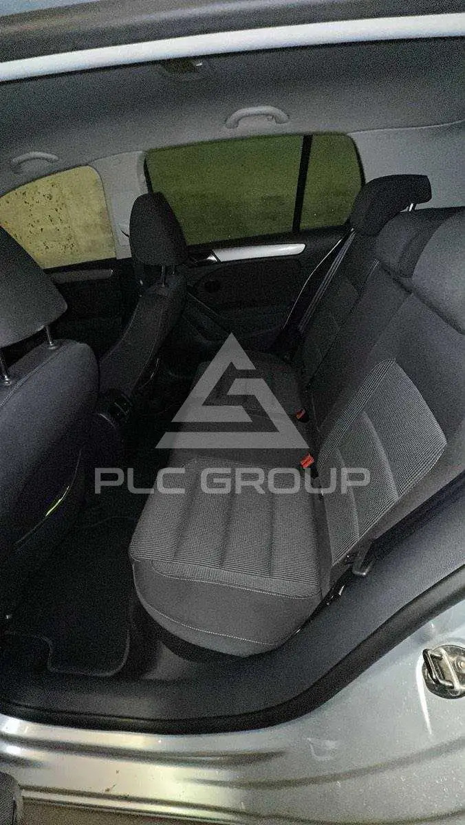 2011 Volkswagen GOLF