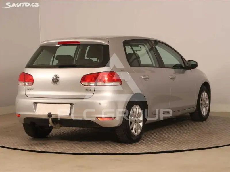 2011 Volkswagen GOLF