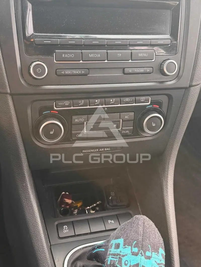 2011 Volkswagen GOLF