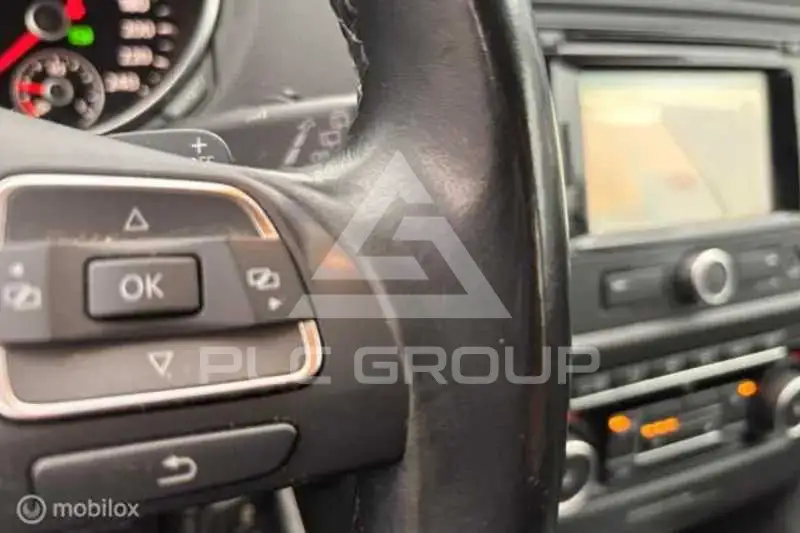 2011 Volkswagen GOLF