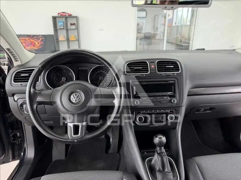 2011 Volkswagen GOLF