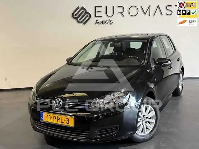2011 Volkswagen GOLF