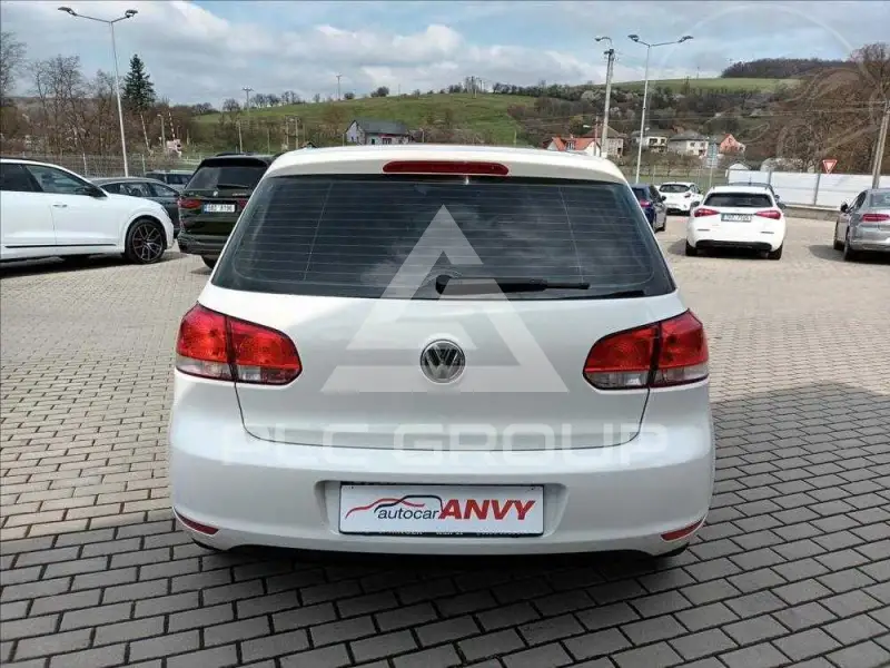 2011 Volkswagen GOLF